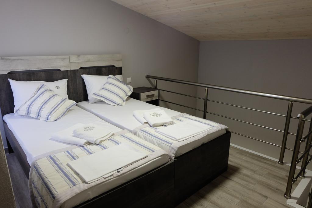 Paramithi Luxury Apartments 尼基季 外观 照片